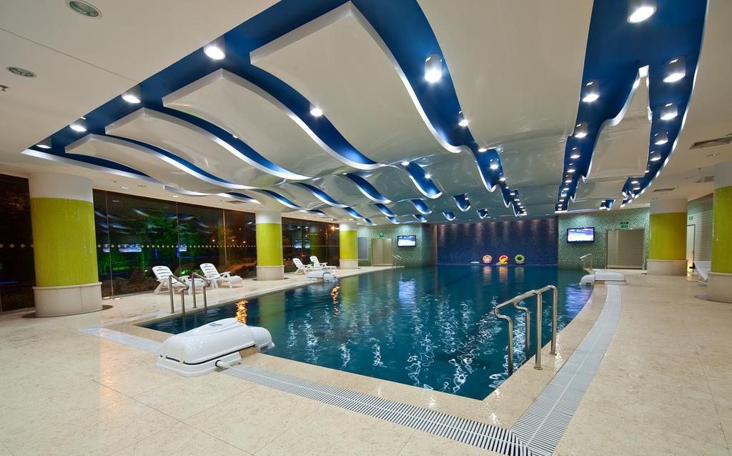 Runyang Huanlong Hotel Zhenjiang  Exterior photo